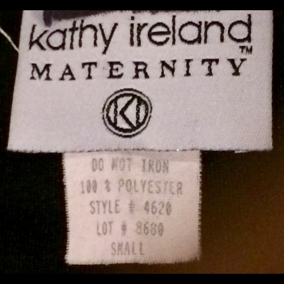 🤰💗Maternity Classy Black Velvet Long Sleeve Dress - Picture 6 of 12